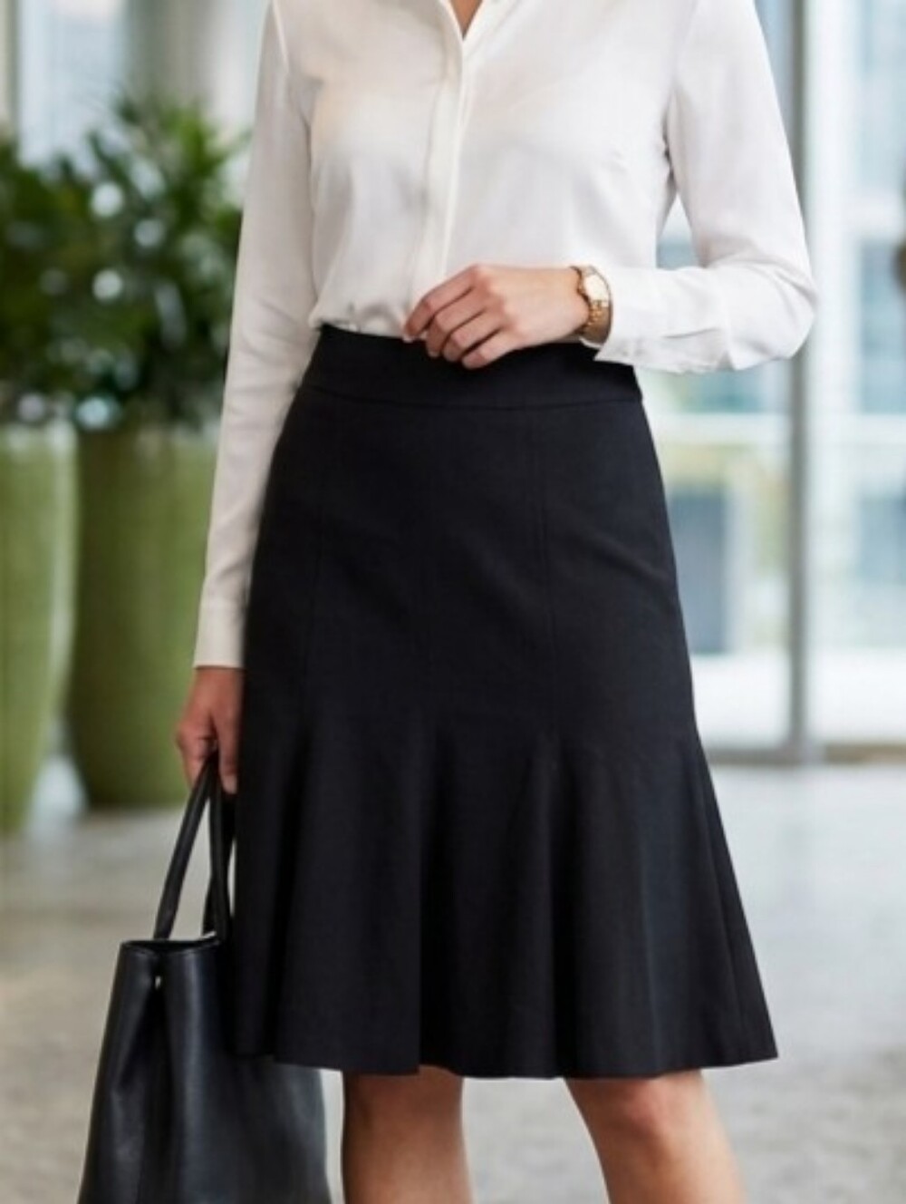 Semantiks Black Flared Pleated Skirt Size 6